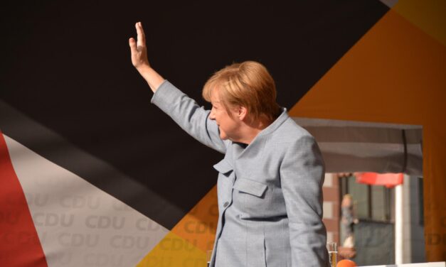 AfD siegt vor Bundesverfassungsgericht gegen Frau Merkel!